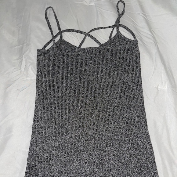 Tang Top - Picture 2 of 4